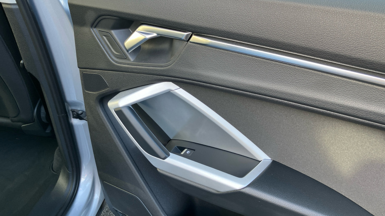 Audi Q3 35 TFSI Sport 5dr S Tronic Petrol Estate